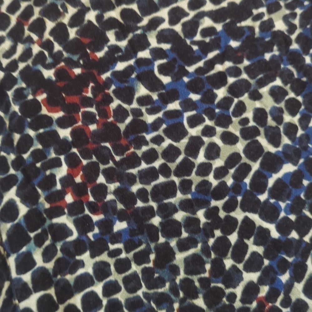CAbi Black Red Blue Print Sleeveless V-Neck Knot Top Size XS - Picture 3 of 10
